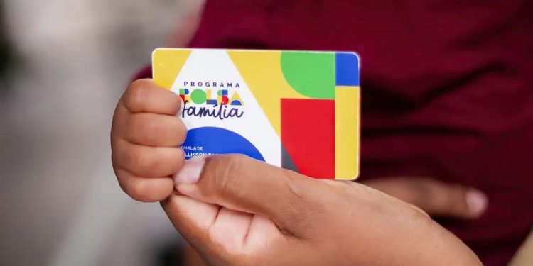 caixa-paga-bolsa-familia-a-beneficiarios-com-nis-de-final-5-–-jovem-pan