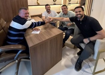 Pré-candidato Thiago Virgílio recebe apoio de lideranças da saúde de Campos