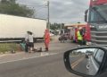 Trânsito fica lento na manhã desta quarta após caminhão atropelar ciclista em Guarus