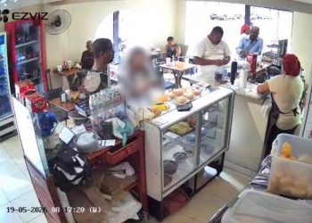 Idosa sofre parada cardíaca em padaria no Centro de Campos