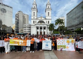 Passeata em Campos mobiliza a sociedade no combate ao abuso e exploração sexual de crianças e adolescentes