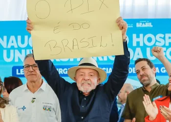 lula-defende-pix-e-diz-que-sistema-brasileiro-assusta-norte-americanos