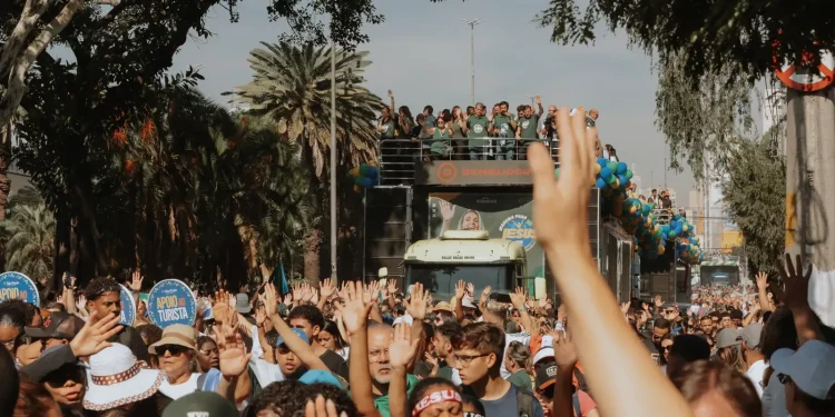 marcha-para-jesus-reune-publico-evangelico-em-sao-paulo