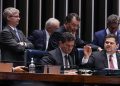 senado-aprova-uso-do-fundo-do-pre-sal-para-dividas-do-agro