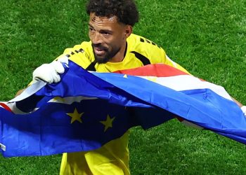 goleiro-vozinha-torce-por-novo-contrato:-“lugar-onde-possa-ser-feliz”