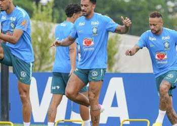 brasil-faz-penultimo-treino-e-viaja-para-o-texas-onde-enfrenta-japao