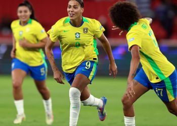 governo-isenta-de-iss-empresas-ligadas-a-copa-do-mundo-feminina