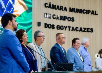 Sem representantes do Estado, audiência sobre crise na oncologia termina em protesto na Câmara de Campos
