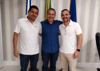 Luciano Freitas anuncia saída da pré-candidatura e passa a integrar base do governo municipal