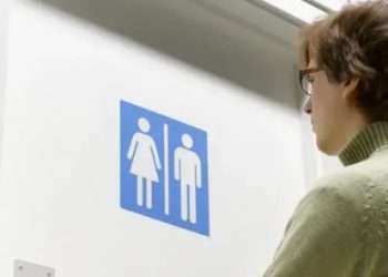 Após polêmica e votação na Alerj, governador veta projeto de banheiros trans no Estado