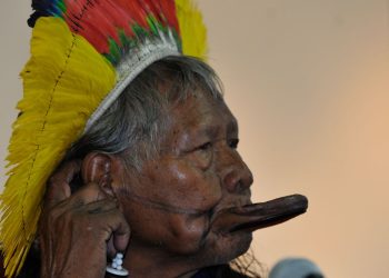 cacique-raoni-apresenta-boa-evolucao-clinica-e-vai-para-enfermaria