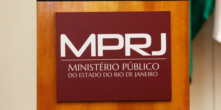 justica-afasta-servidor-por-suspeita-de-licencas-ambientais-ilegais