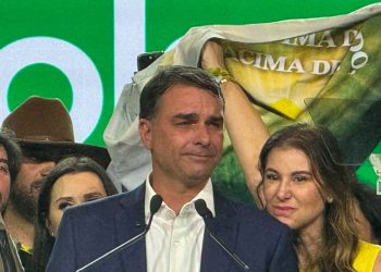 pl-oficializa-candidatura-de-flavio-bolsonaro-a-presidencia