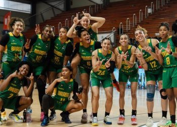brasil-vence-chile-na-estreia-do-sul-americano-de-basquete-feminino