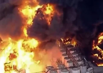 incendio-em-fabrica-em-itaquaquecetuba-e-extinto-apos-33-horas
