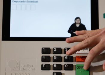campanha-eleitoral-nas-ruas-e-propaganda-virtual-comecam-neste-domingo