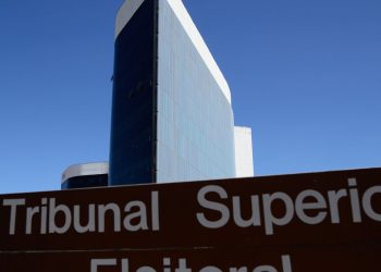 tse-determina-remocao-de-video-que-associa-lula-ao-pcc-e-ao-cv