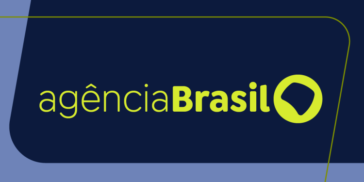 acidente-entre-onibus-e-caminhao-mata-23-pessoas-em-estrada-no-parana