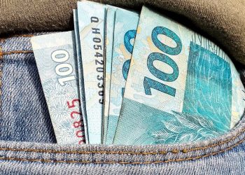 beneficiarios-com-nis-de-final-4-recebem-bolsa-familia-de-agosto