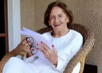 Morre a atriz Laura Cardoso