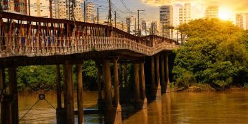 Estado contrata empresa por R$ 3,6 milhões para obras e projeto de reforço de ponte do Centro de Campos