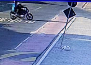 Ladrão rouba pedestre em Guarus e tenta fugir a nado pelo Rio Paraíba