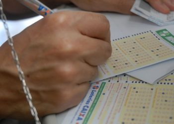 mega-sena-acumula-para-r$-41-milhoes;-confira-os-numeros-sorteados