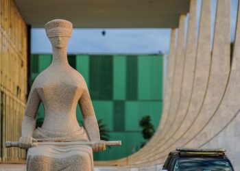 presidente-do-stf-assume-relatoria-de-processo-sobre-moraes-e-vorcaro