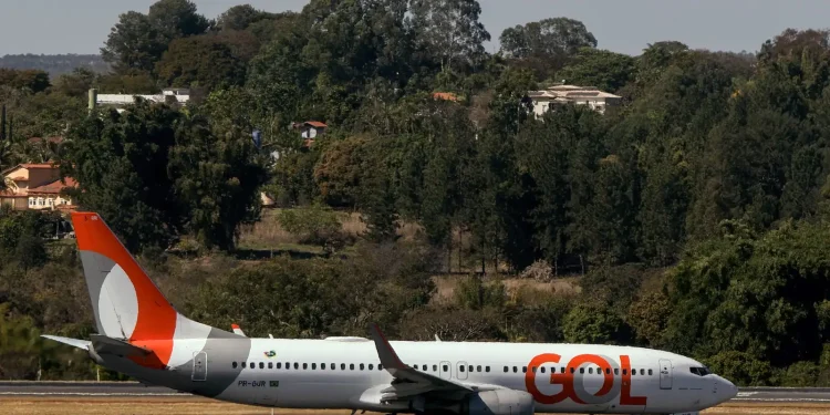 aviao-da-gol-faz-pouso-de-emergencia-apos-decolagem-em-goiania