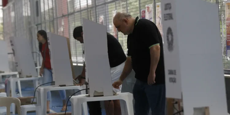 eleicoes-2026:-saiba-o-que-pode-e-o-que-nao-pode-no-dia-da-votacao