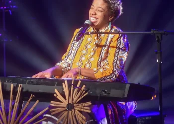 cena-musical,-da-tv-brasil,-apresenta-show-da-banda-jazz-das-minas