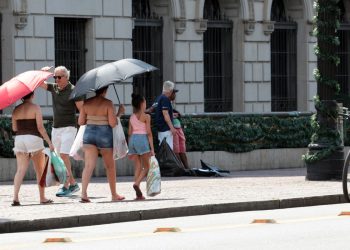 dia-sera-de-muito-calor-na-maior-parte-do-brasil