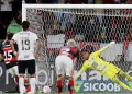 gol-nos-acrescimos-assegura-flamengo-na-lideranca-do-brasileirao