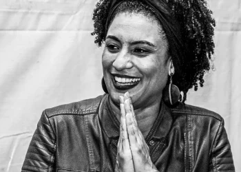 familia-denuncia-agressao-a-marielle-em-grupo-de-whatsapp-da-puc-rio